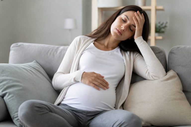 Grossesse et fatigue intense : quand s’inquiéter et quand consulter